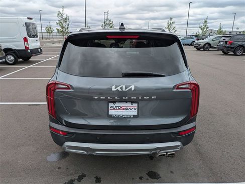 Used 2022 Kia Telluride SX w/ SX Prestige Package image 5