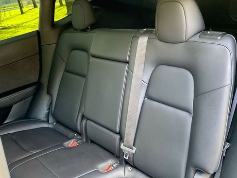 Used 2022 Tesla Model Y Performance image 35