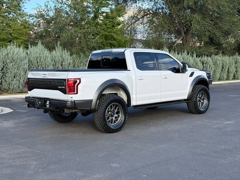 Used 2018 Ford F150 Raptor w/ Equipment Group 802A Luxury AWD/4WD image 9