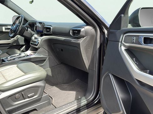 Certified 2022 Ford Explorer Timberline image 17
