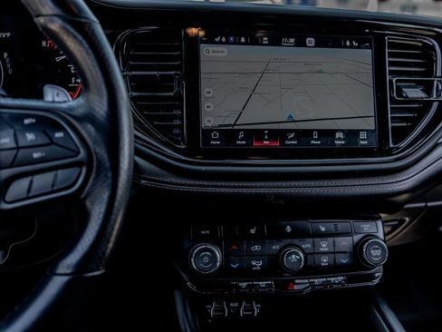 Used 2021 Dodge Durango R/T w/ Blacktop Package AWD/4WD image 31