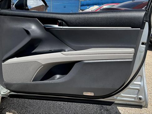 Used 2018 Toyota Camry LE w/ Protection Package (Q2) image 21