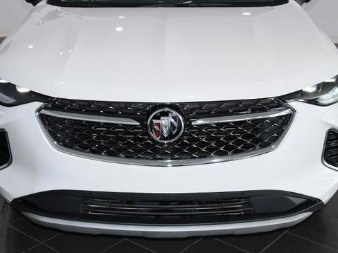 Certified 2023 Buick Envision Avenir image 9