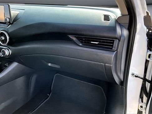 Certified 2025 Nissan Sentra S image 24