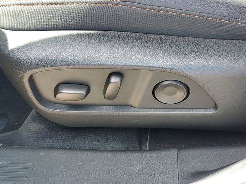 Certified 2025 Chevrolet Equinox ACTIV w/ Convenience Package III FWD image 20