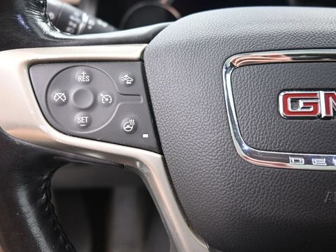 Used 2018 GMC Acadia Denali w/ Technology Package AWD/4WD image 19