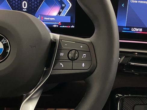 Used 2025 BMW X1 xDrive28i w/ Technology Package image 29