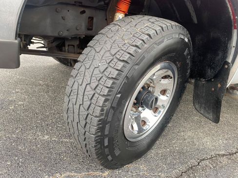 Used 2001 Ford F250 Lariat AWD/4WD image 11