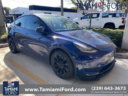 Used 2022 Tesla Model Y Long Range image 1