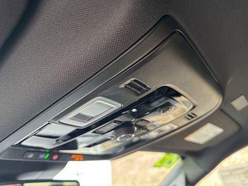 New 2026 GMC Yukon Elevation image 25