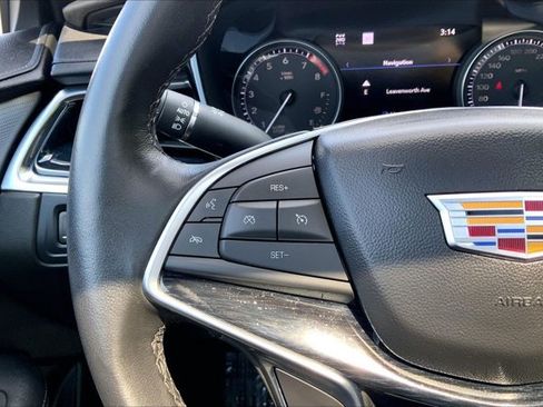 Used 2024 Cadillac XT5 Premium Luxury w/ Technology Package AWD/4WD image 17