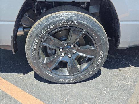 Used 2023 RAM 1500 Big Horn AWD/4WD image 10