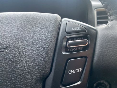 Used 2023 Nissan Frontier SV image 20