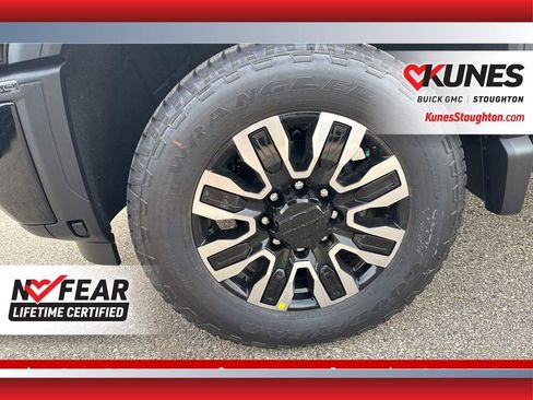 Used 2026 GMC Sierra 3500 Denali Ultimate w/ Snow Plow Prep/Camper Package image 20