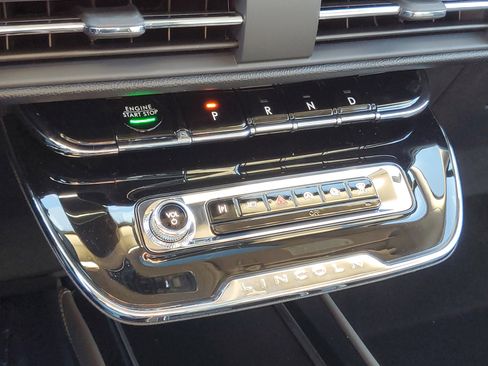 New 2026 Lincoln Corsair Premiere image 22