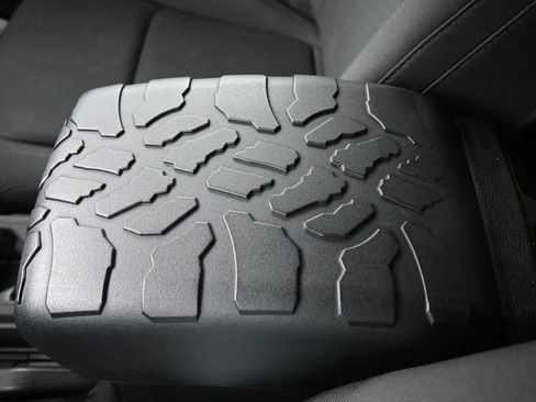 Used 2020 Jeep Wrangler Unlimited Sport S image 34