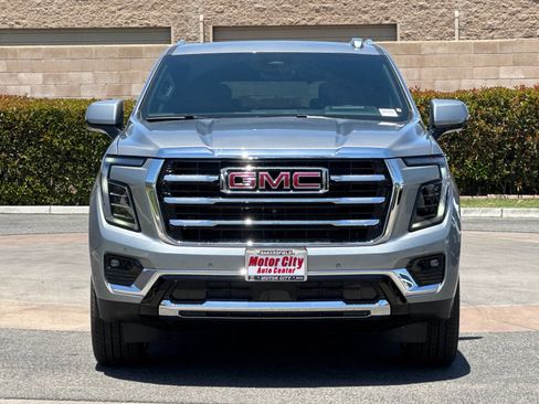 New 2026 GMC Yukon Elevation w/ Elevation Premium Package AWD/4WD image 9