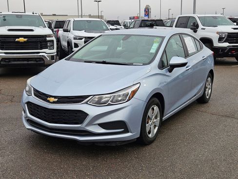Used 2017 Chevrolet Cruze LS image 8