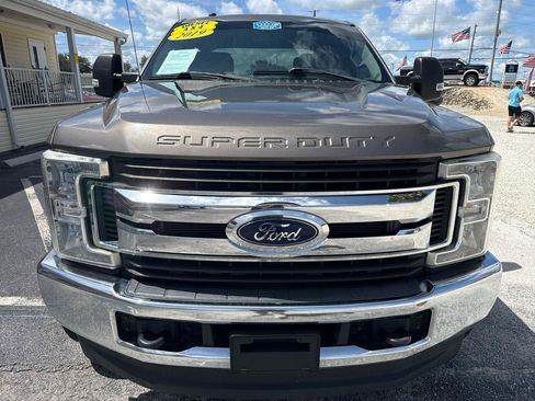 Used 2019 Ford F250 XLT AWD/4WD image 8