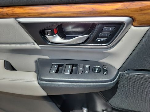 Used 2022 Honda CR-V Touring image 21
