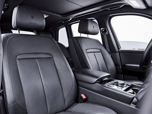 Used 2020 Rolls-Royce Cullinan AWD/4WD image 54