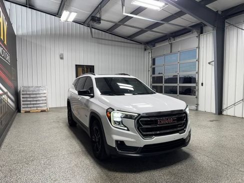 Used 2023 GMC Terrain AT4 AWD/4WD image 17