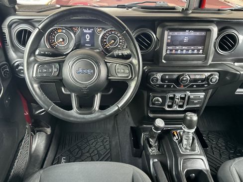 Used 2022 Jeep Wrangler Unlimited Sport AWD/4WD image 15