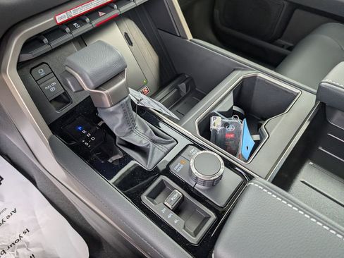 New 2026 Toyota Tundra Limited image 20