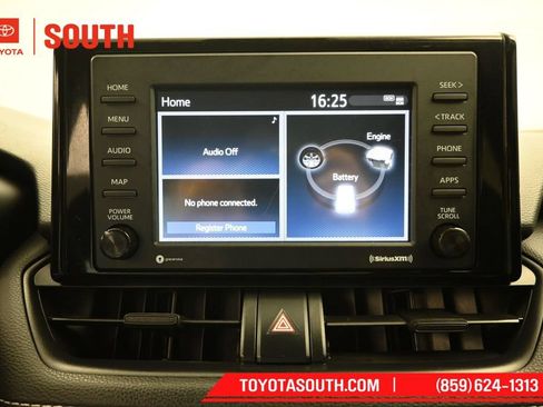 Used 2021 Toyota RAV4 LE AWD/4WD image 13