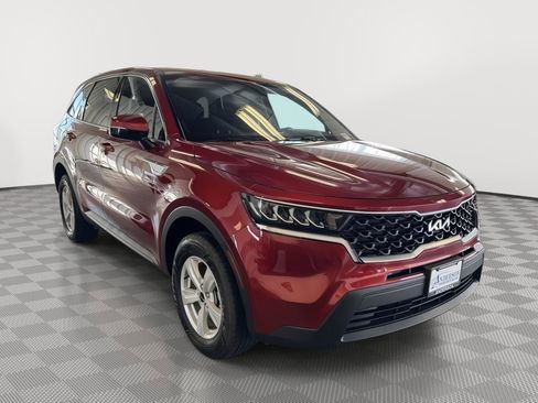 Used 2022 Kia Sorento LX image 5