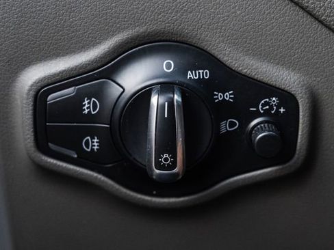 Used 2012 Audi Q5 2.0T Premium Plus w/ Premium Plus Pkg image 54