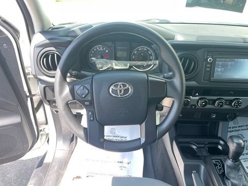 Used 2017 Toyota Tacoma SR w/ Tow Package AWD/4WD image 14