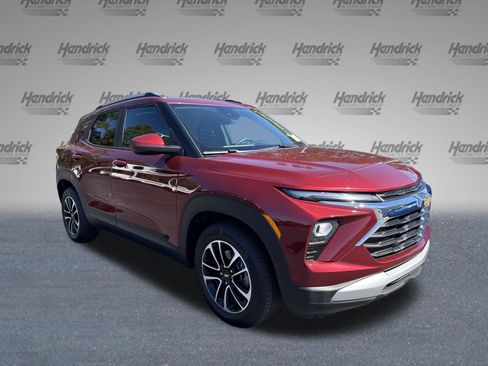 Certified 2024 Chevrolet TrailBlazer LT image 3