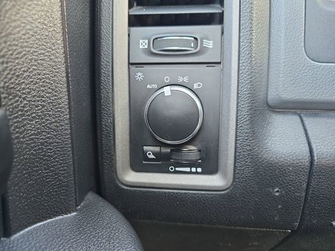 Used 2016 RAM 1500 Tradesman w/ Popular Equipment Group image 24