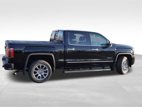 Used 2017 GMC Sierra 1500 Denali image 4