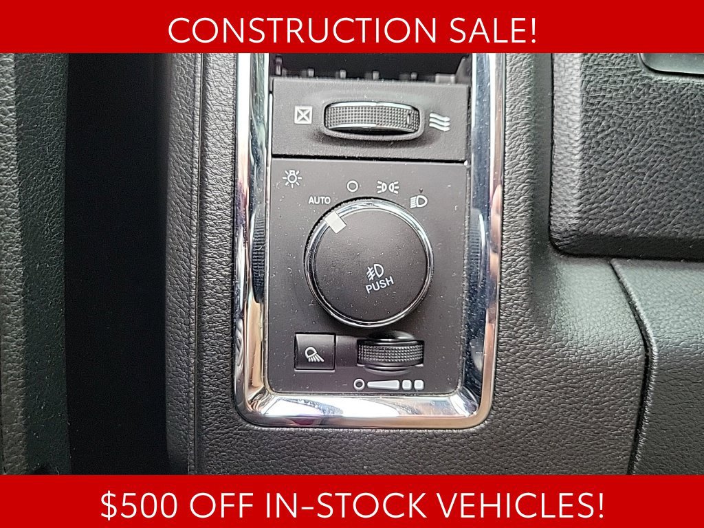 Used 2018 RAM 1500 Laramie w/ Convenience Group AWD/4WD image 30