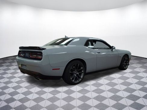 Used 2022 Dodge Challenger R/T Scat Pack w/ Shaker Package image 8