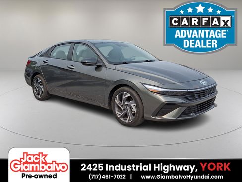 Certified 2025 Hyundai Elantra Sport FWD image 1
