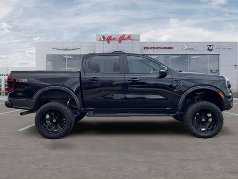Used 2024 Ford Ranger Lariat w/ FX4 Off-Road Package AWD/4WD image 6