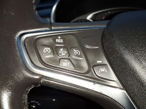 Used 2024 Chevrolet Equinox LS w/ LS Convenience Package image 21