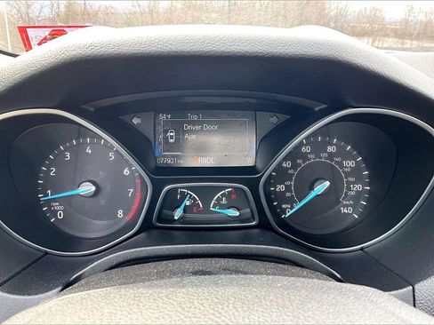 Used 2017 Ford Focus SE image 17