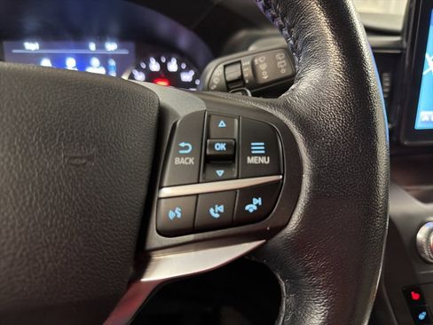 Used 2020 Ford Explorer Limited image 22