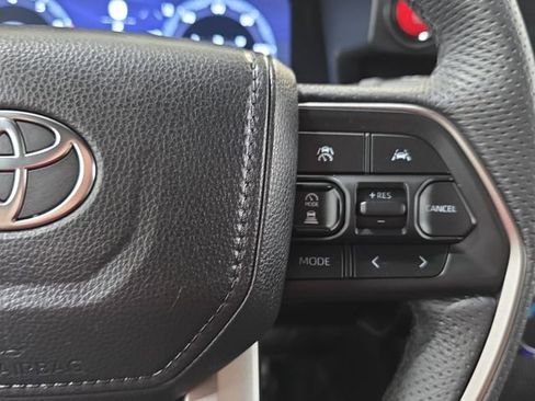 Certified 2025 Toyota Tacoma TRD Sport AWD/4WD image 14