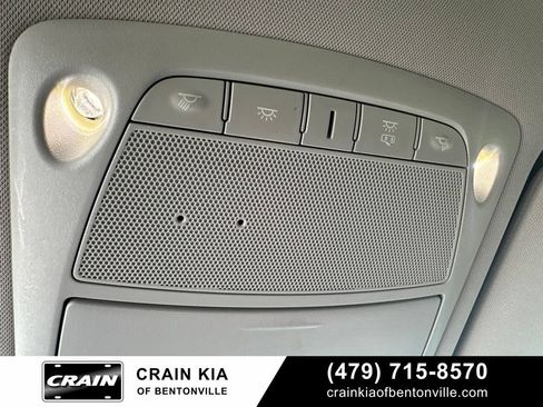 Used 2017 Nissan Rogue SV w/ SV Premium Package FWD image 23