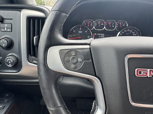 Used 2015 GMC Sierra 2500 SLE w/ SLE Preferred Package AWD/4WD image 27