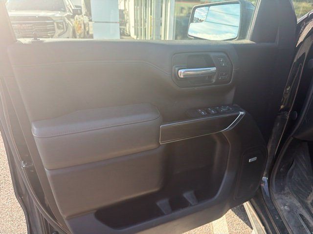 Used 2022 GMC Sierra 1500 AT4 w/ AT4 Preferred Package AWD/4WD image 9