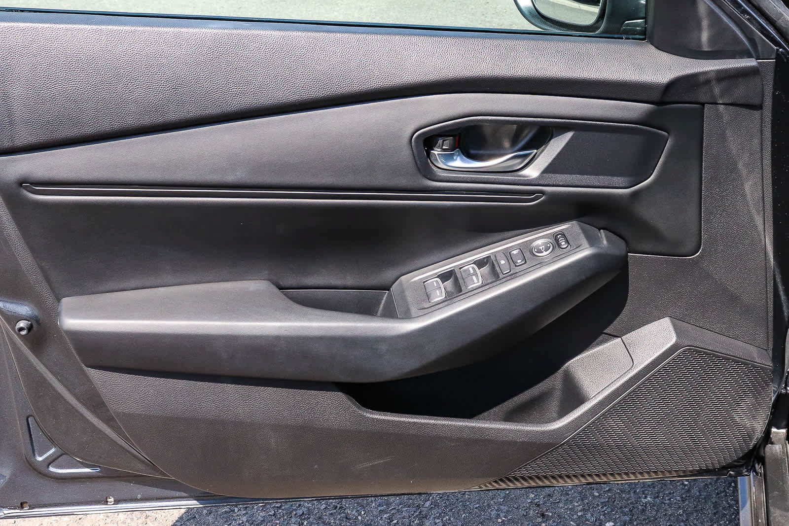 Used 2023 Honda Accord EX image 31