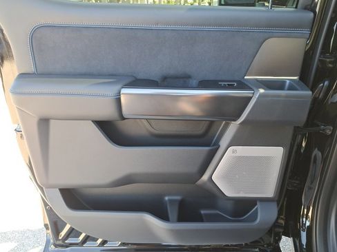 New 2026 Ford F250 Platinum w/ Tremor Off-Road Package image 15