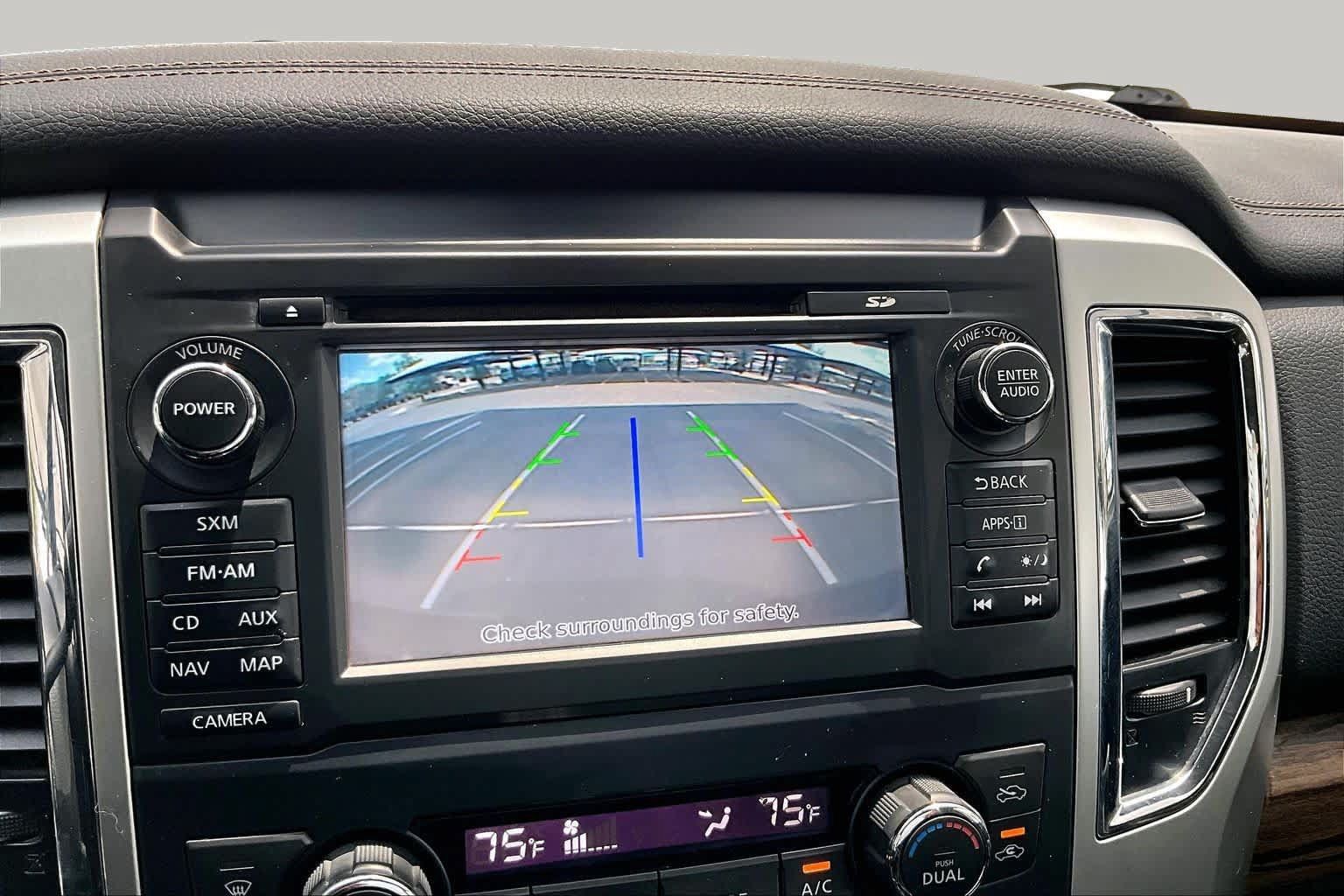 Used 2017 Nissan Titan SL AWD/4WD image 27