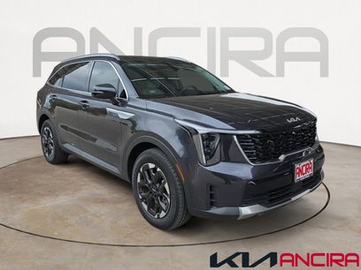 Certified 2025 Kia Sorento S w/ Panoramic Sunroof Package